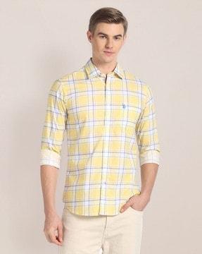 men checked regular fit shirt with patch pocket