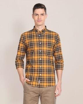 men checked regular fit shirt with patch pocket