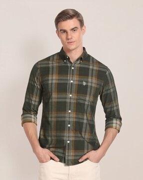 men checked regular fit shirt with patch pocket