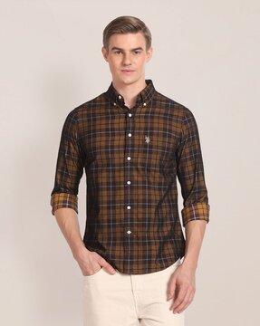 men checked regular fit shirt with patch pocket