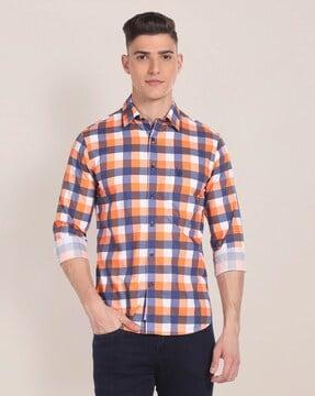 men checked regular fit shirt with patch pocket