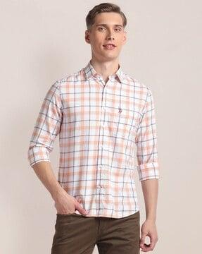 men checked regular fit shirt with patch pocket