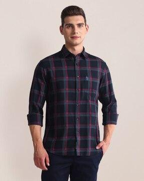 men checked regular fit shirt with patch pocket