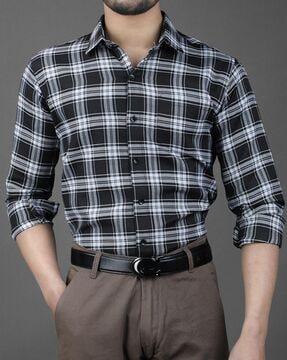 men checked regular fit shirt with spread collar