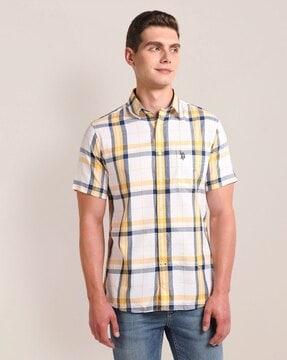 men checked regular fit shirt