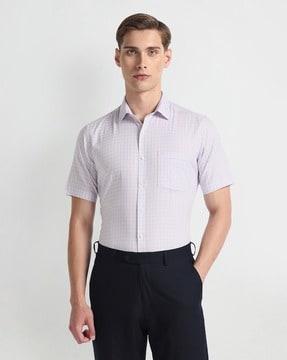 men checked relaxed fit shirt