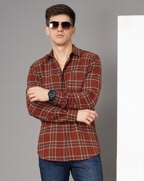 men checked slim fit flannel shirt with patch pocket