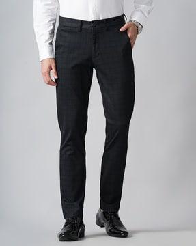 men checked slim fit flat-front trousers