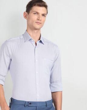 men checked slim fit shirt with patch pocket