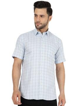 men checked slim fit shirt with patch pocket