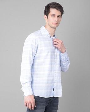 men checked slim fit shirt with patch pocket