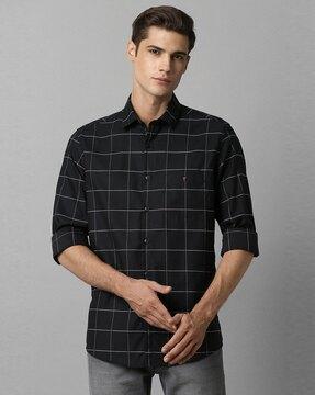 men checked slim fit shirt with patch pocket