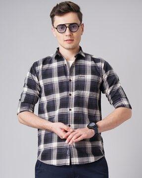 men checked slim fit shirt with patch pocket