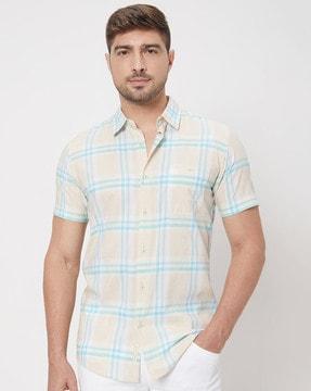 men checked slim fit shirt with patch pocket