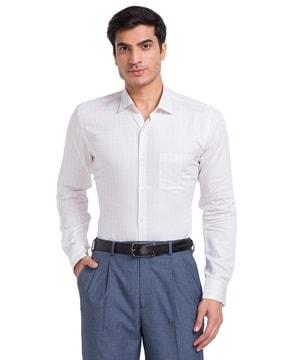 men checked slim fit shirt with patch pocket