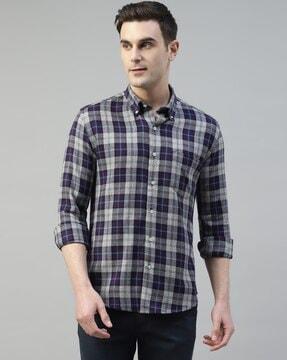 men checked slim fit shirt with patch pocket