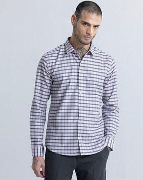 men checked slim fit shirt with spread collar