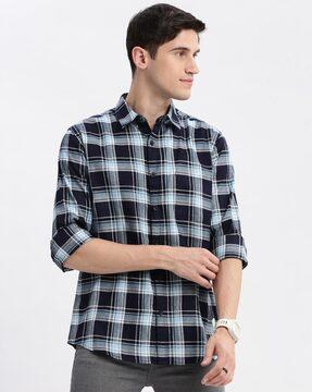 men checked slim fit shirt with spread collar