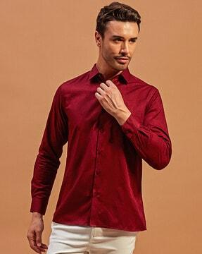 men checked slim fit shirt with spread collar