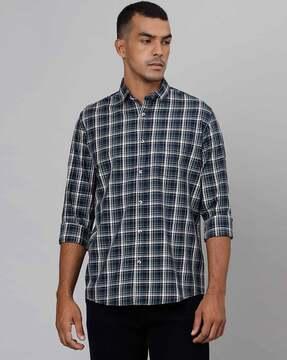 men checked slim fit shirt