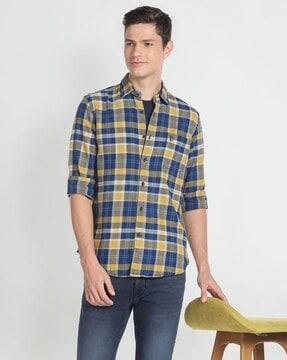 men checked slim fit shirt