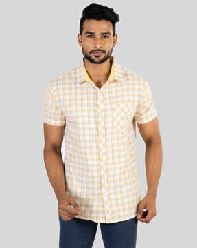 men checked slim fit shirt