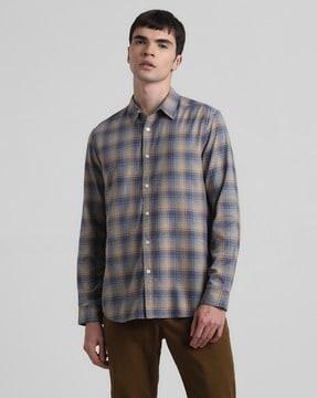 men checked slim fit shirt