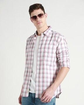 men checked slim fit shirt