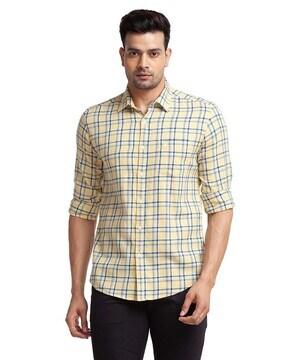 men checked slim fit shirt