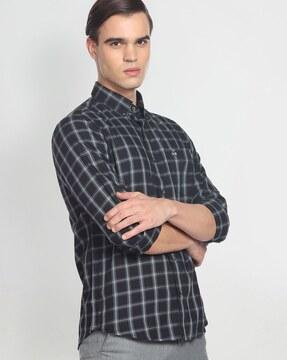 men checked slim fit shirt