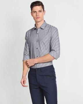 men checked slim fit shirt