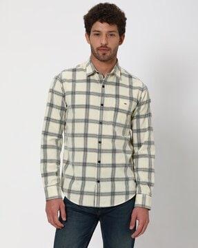 men checked slim fit shirt