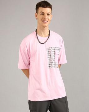 men checked versized fit t-shirt