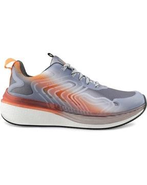 men colourblock lace-up running shoes