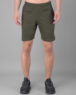 men colourblock regular fit bermudas