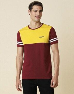 men colourblock regular fit crew-neck t-shirt