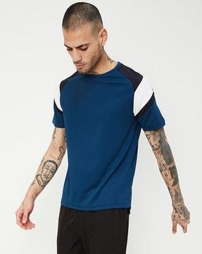 men colourblock regular fit crew-neck t-shit