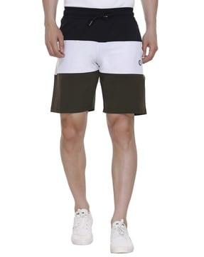 men colourblock regular fit shorts