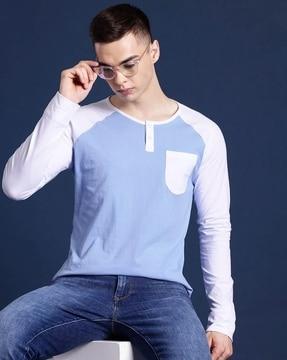 men colourblock slim fit t-shirt