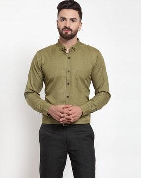 men cotton slim fit shirt with patch pocket