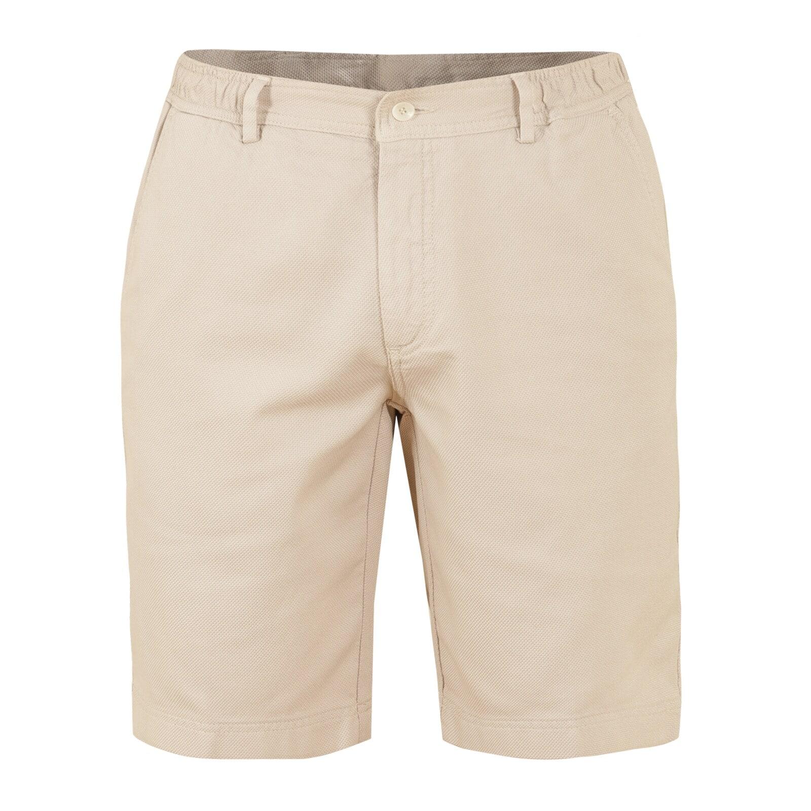 men cream solid piquet shorts