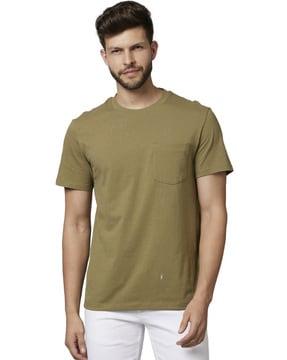 men crew-neck t-shirt with patch pocket