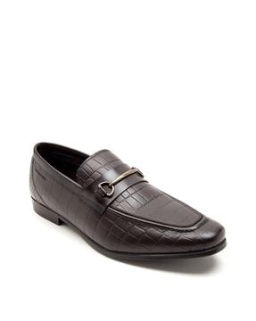 men croc-embossed  slip-on loafers