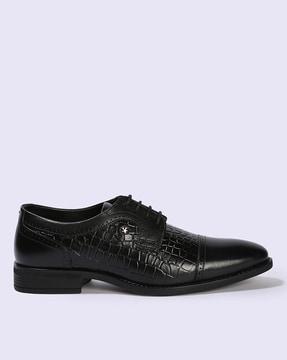 men croc-embossed low-top oxford shoes