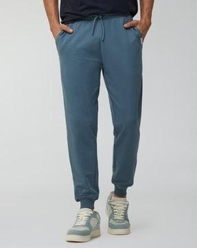 men cuffed joggers with drawstring waist