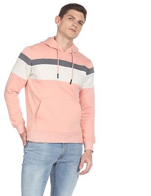 men dark pink long sleeve colour block hooded sweatshirt