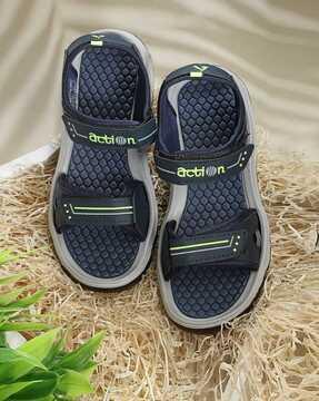 men double-strap sandals with velcro closure