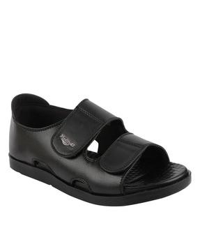 men double-strap sandals with velcro fastening