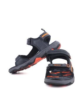 men double-strap sandals with velcro fastening