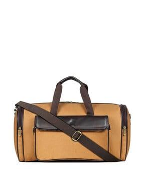 men duffle bag with detachable strap